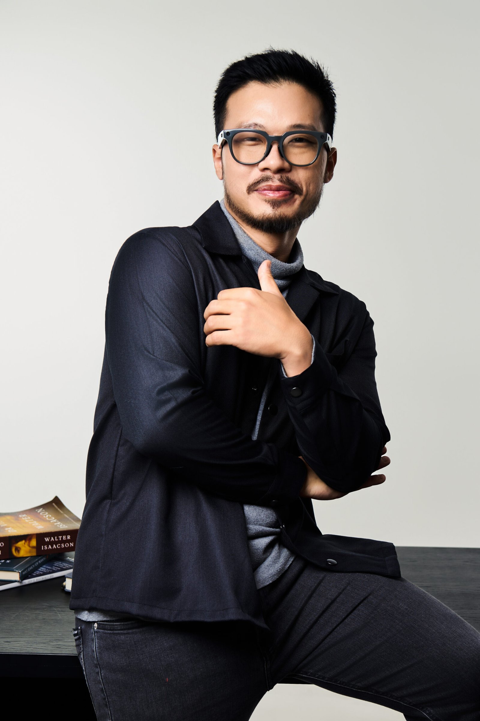 Profile Cao Cấp — 01 — ảnh 4 — Cá tính, mạnh mẽ, cao cấp — Gạo Nâu Profile