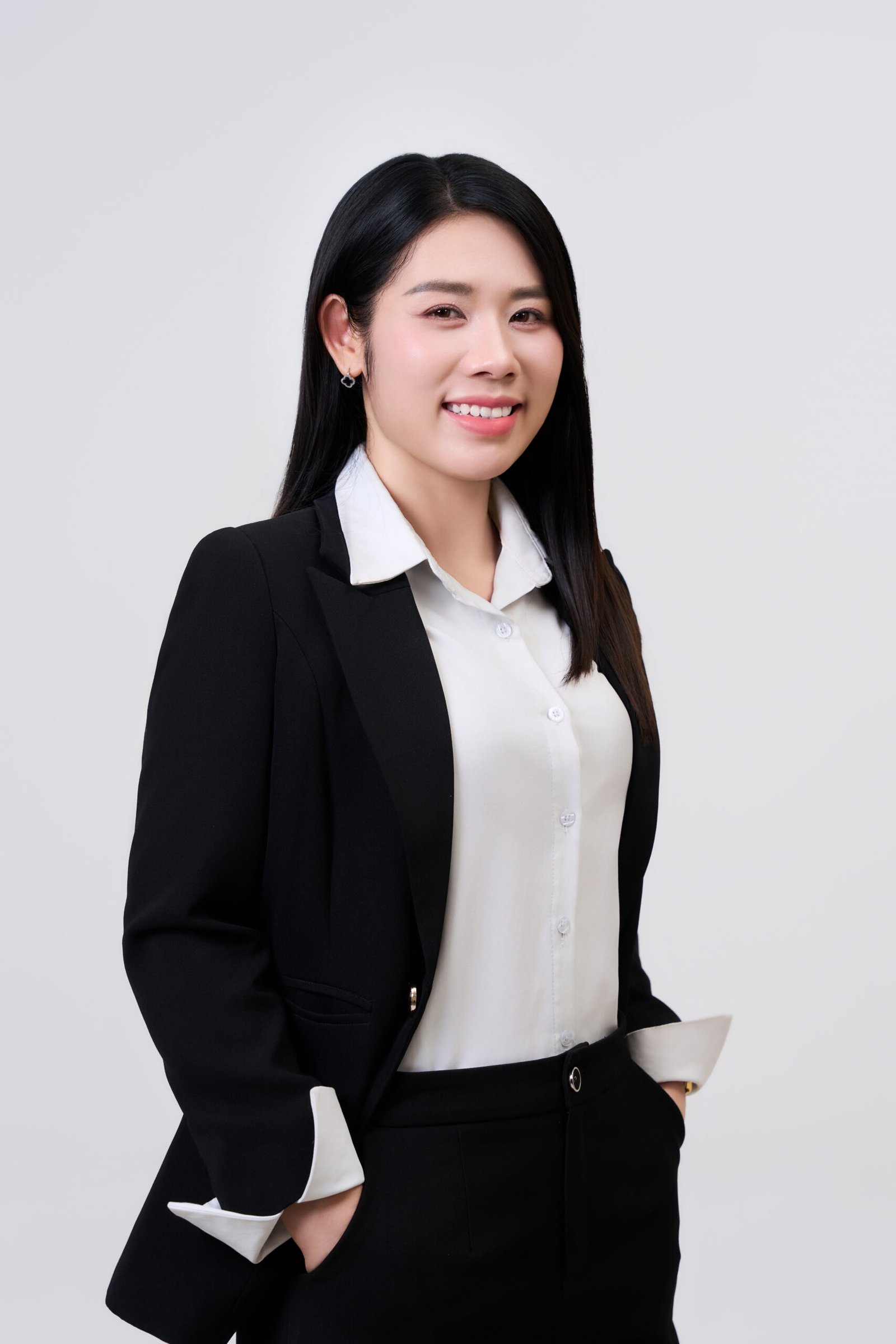 Profile Cơ Bản — 01 — Trung tính, chuyên nghiệp, sáng rõ — Gạo Nâu Profile