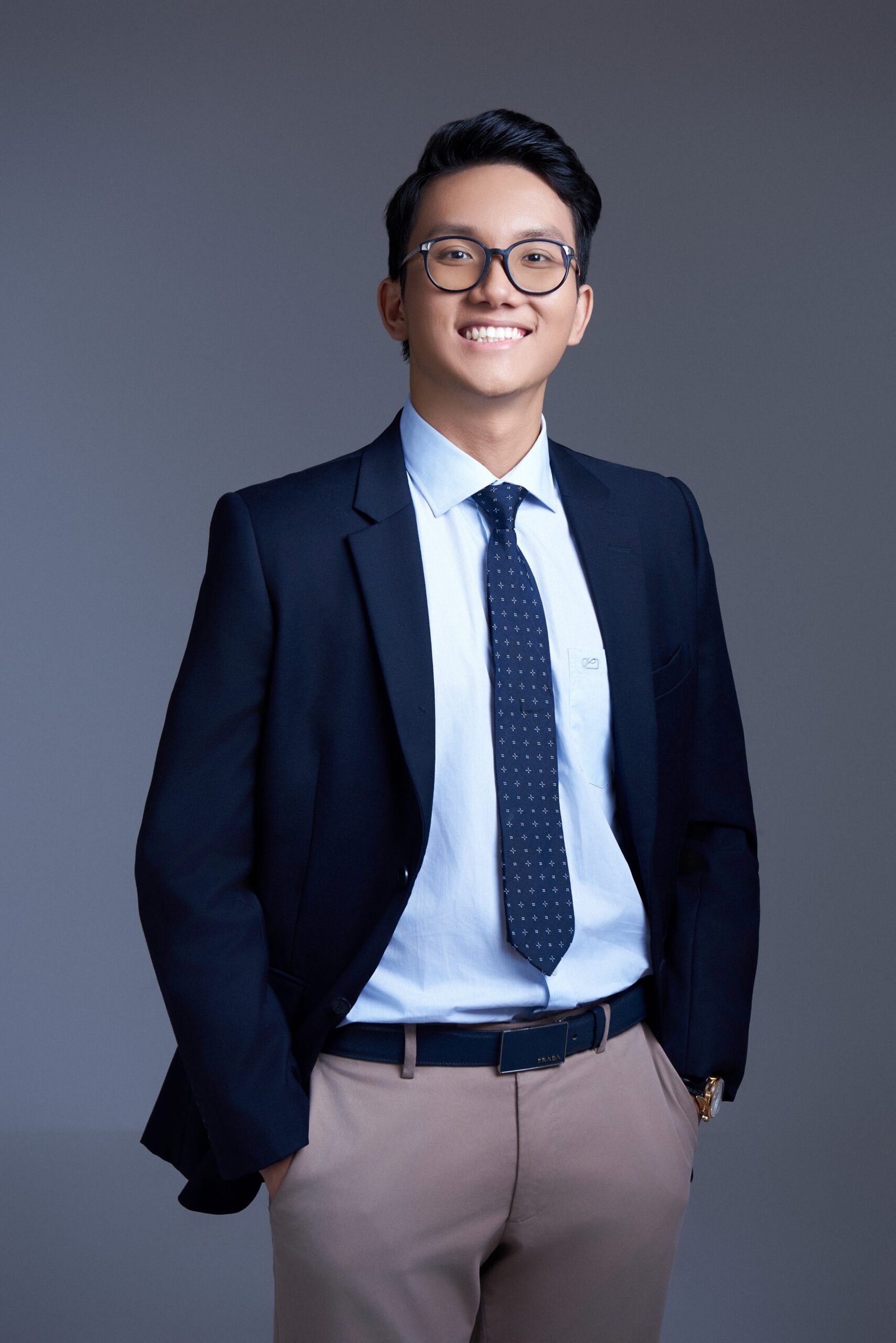 Profile Cơ Bản — 06 — ảnh 4 — Chân dung chuẩn, tự nhiên — Gạo Nâu Profile