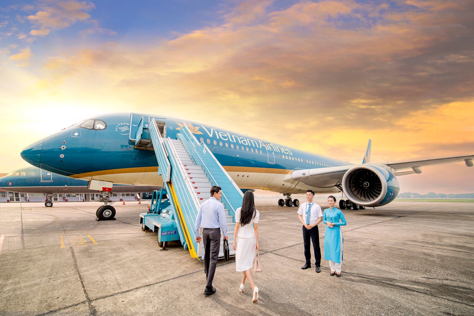 Vietnam Airlines — Case Study — ảnh 2 — Gạo Nâu Profile