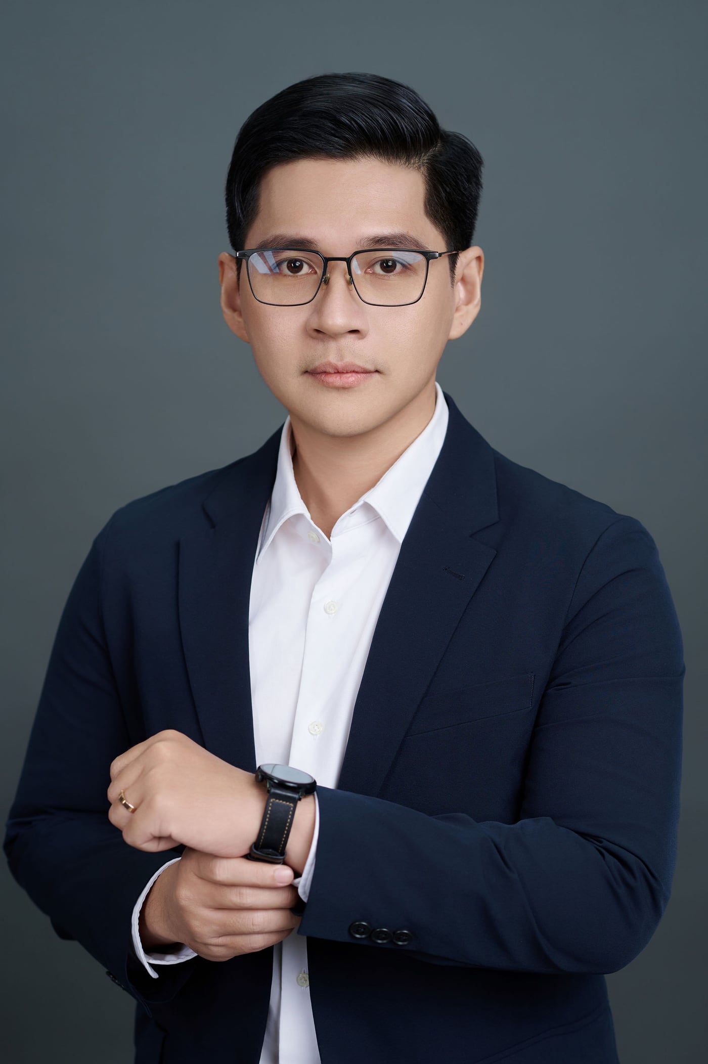 Tiêu chuẩn ảnh CV theo 5 ngành — Ảnh CV xin việc là gì? Khác gì ảnh thẻ và ảnh profile — Chi tiết theo cấp bậc