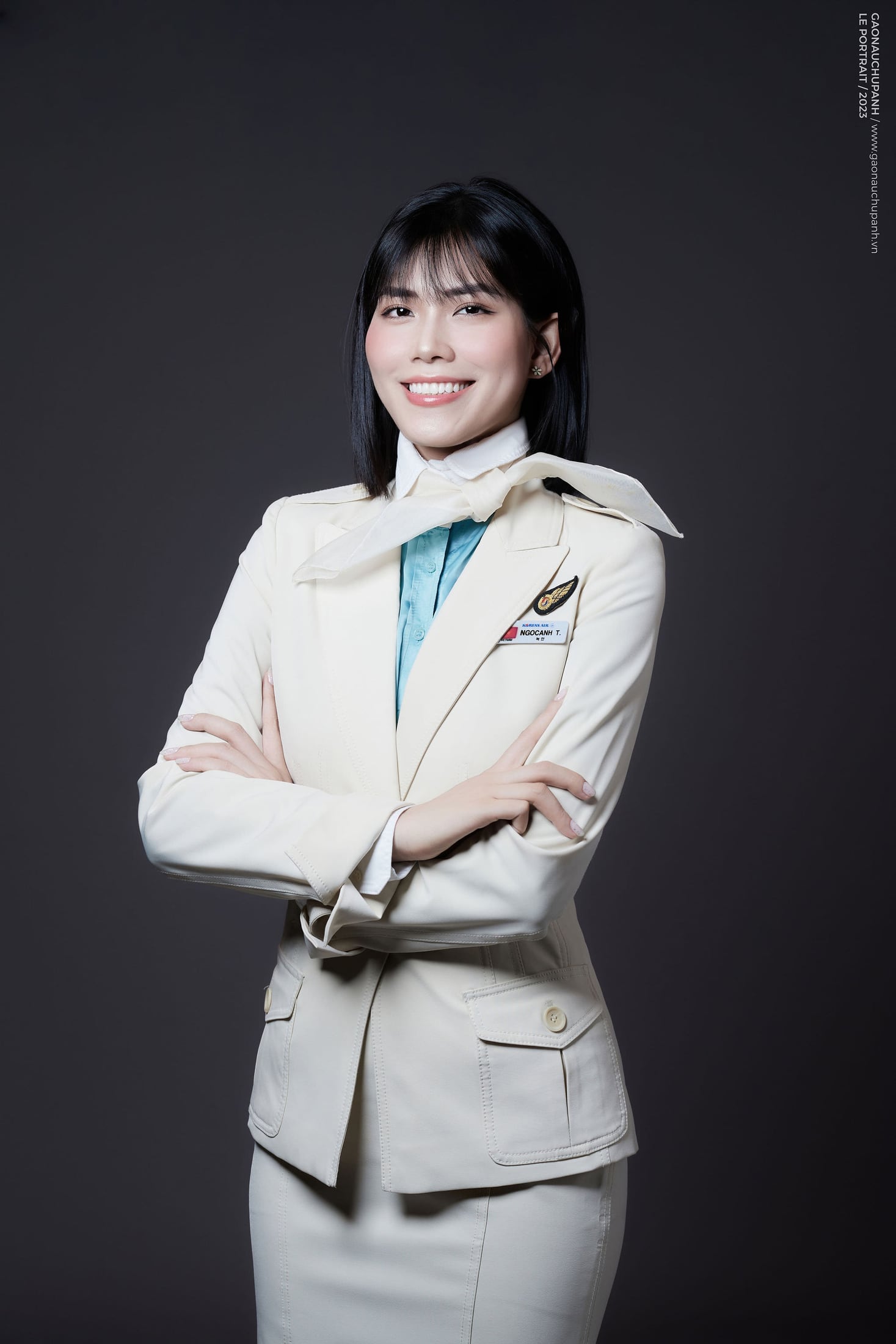 Ảnh mẫu 10 — Ảnh thẻ tiếp viên hàng không — Gạo Nâu Profile